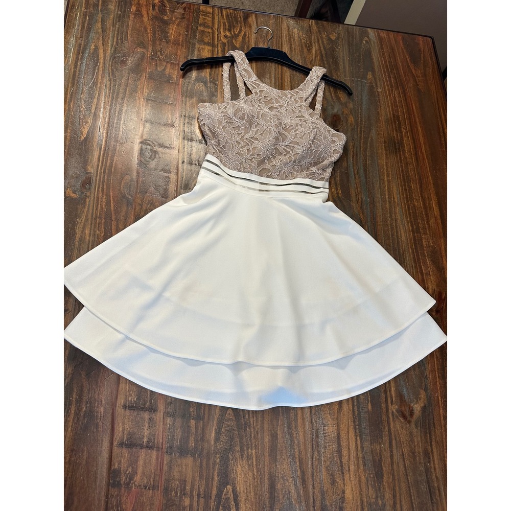 City Studio Dress Size 0 Party Cocktail Layered Skirt Lace Top Ivory